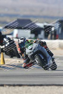 media/Sep-20-2025-Race Pace (Sat) [[d4e1b33f4d]]/Verified/Turn 2 (920am)/